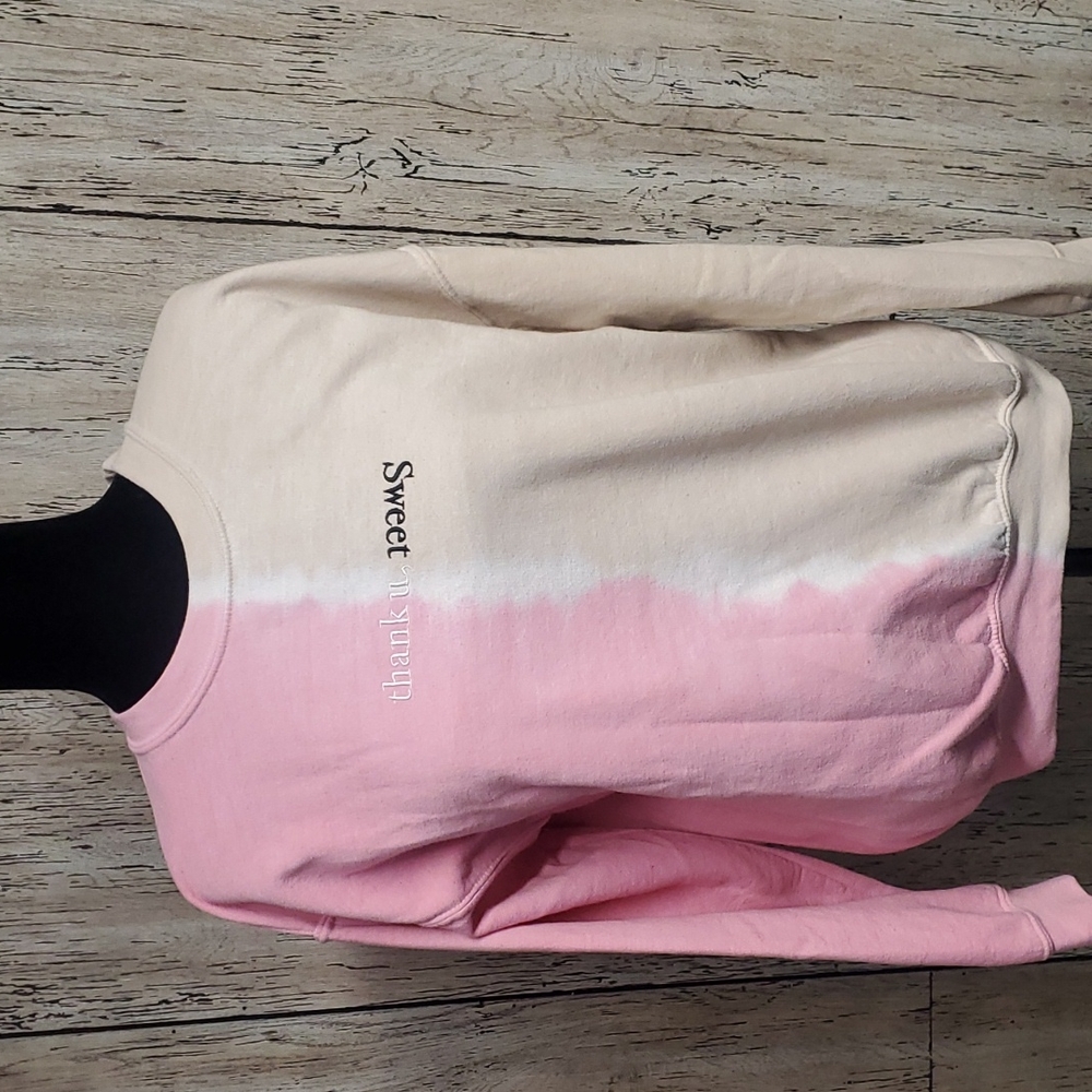 ARIANA GRANDE Sweatshirt